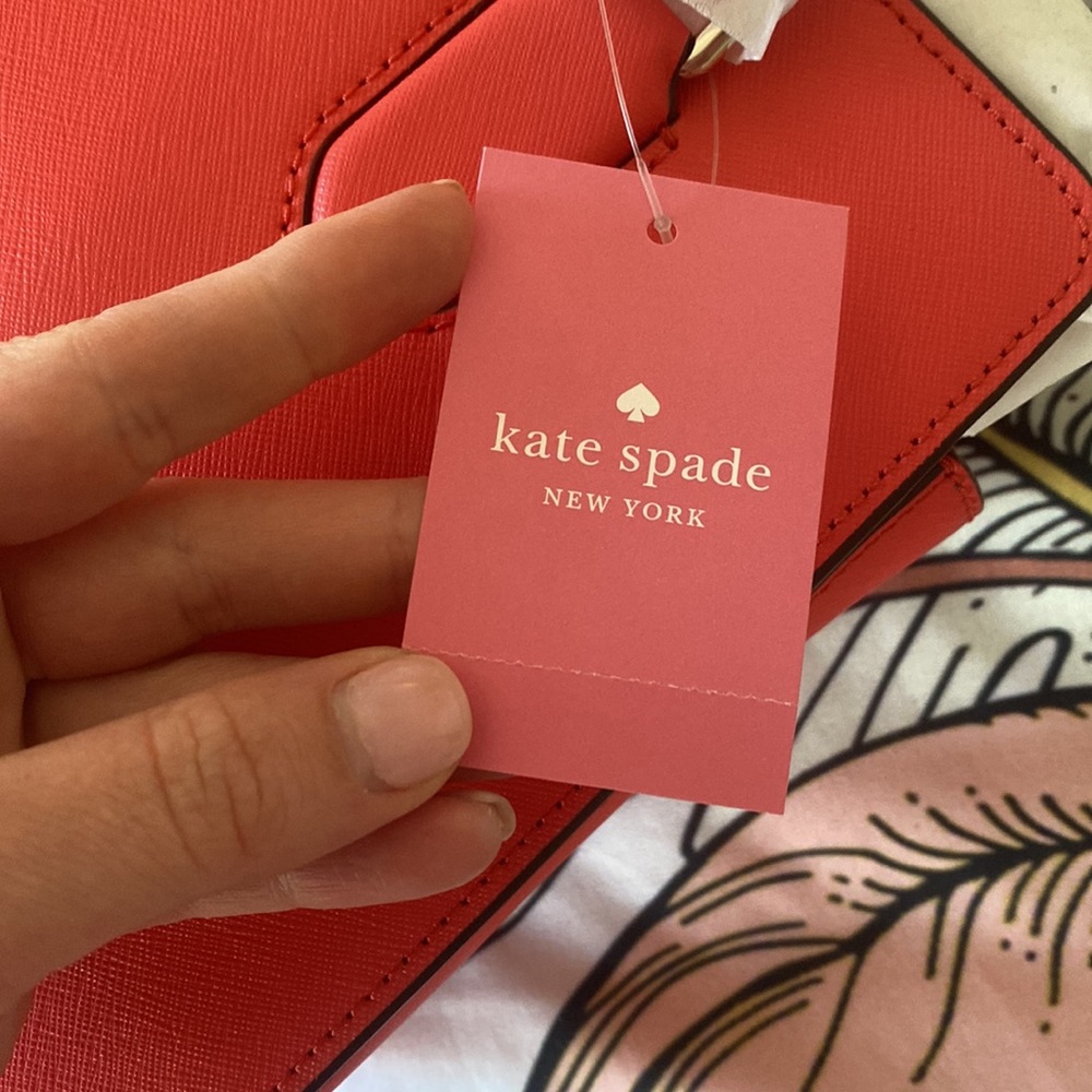 ♠️Kate Spade Purse♠️ - Picture 3 of 4